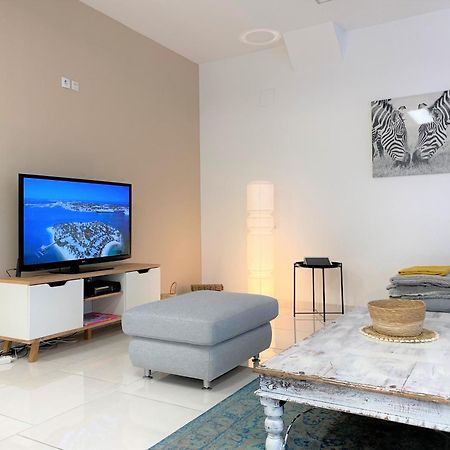 Stadtsuite Mit Sauna In Wiener Neustadt 135 M2 Eksteriør billede