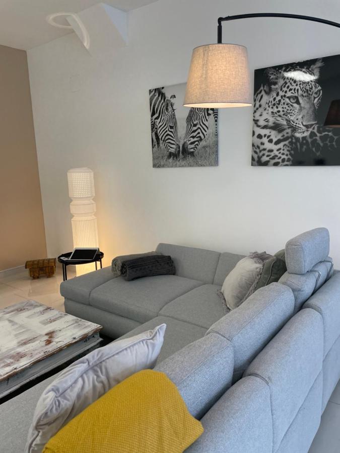 Stadtsuite Mit Sauna In Wiener Neustadt 135 M2 Eksteriør billede