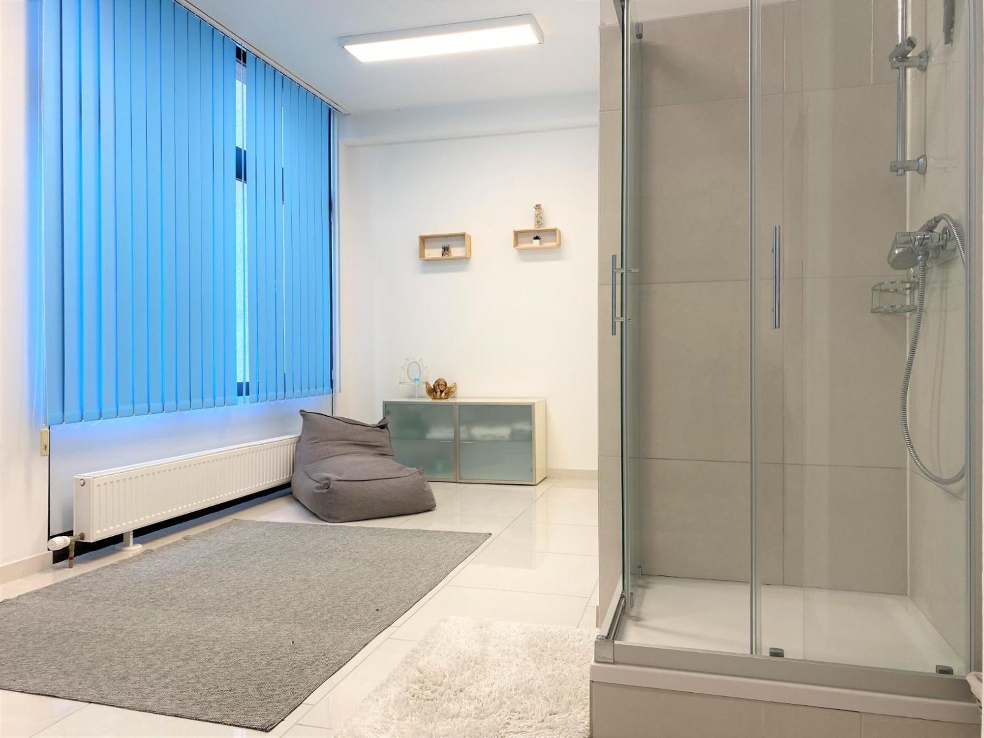 Stadtsuite Mit Sauna In Wiener Neustadt 135 M2 Eksteriør billede