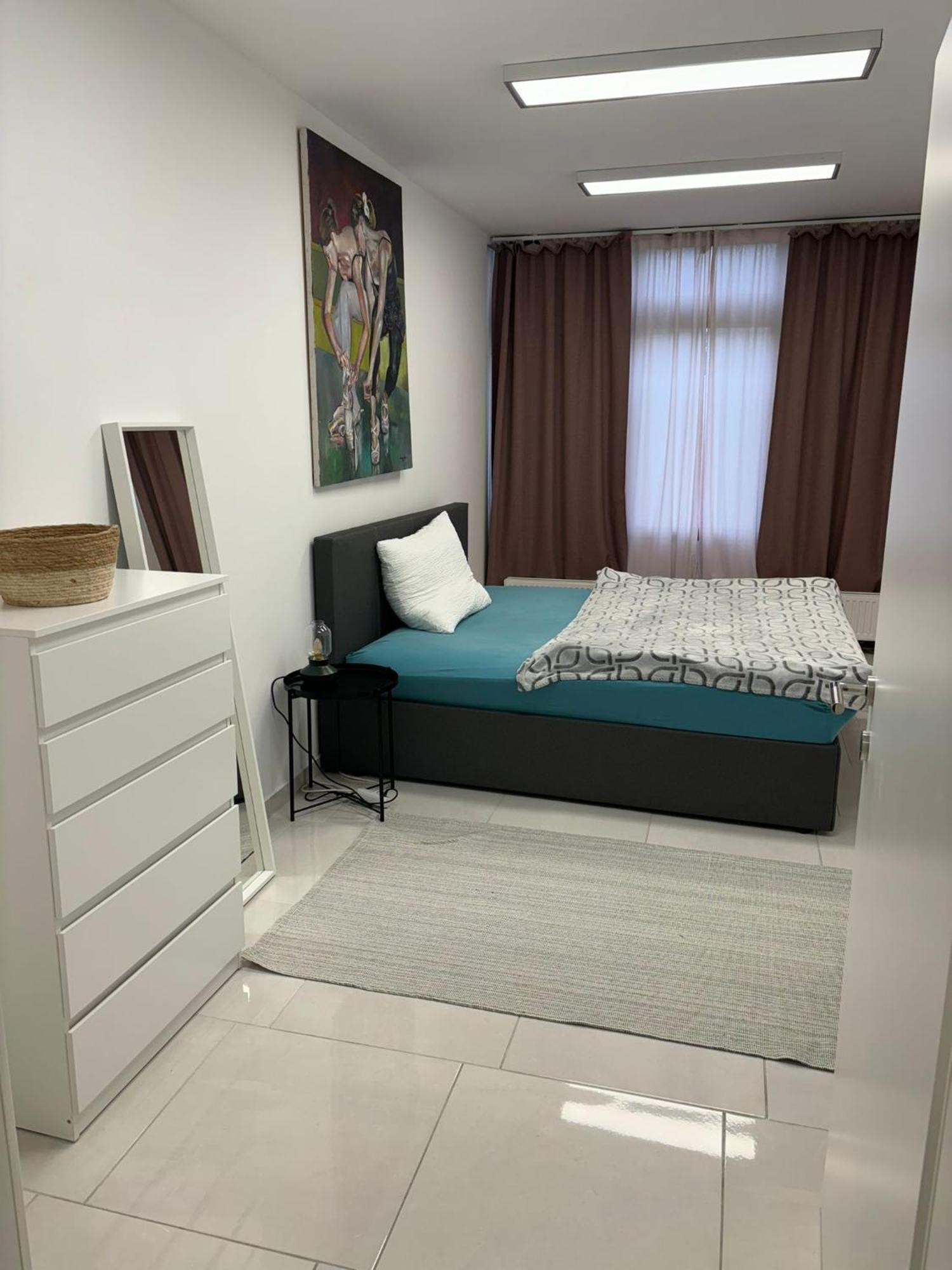 Stadtsuite Mit Sauna In Wiener Neustadt 135 M2 Eksteriør billede